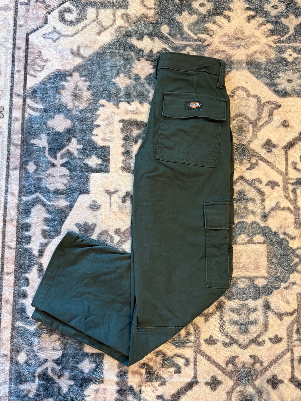 Dickies Woman’s Olive Green Cargo Pants Baggy🫒